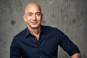 بیوگرافی جف بزوس (Jeff Bezos): چطور به پیشروترین کارآفرین قرن تبدیل شد؟